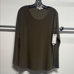 Sympli “Tapenade” Go To Soft Round neck T